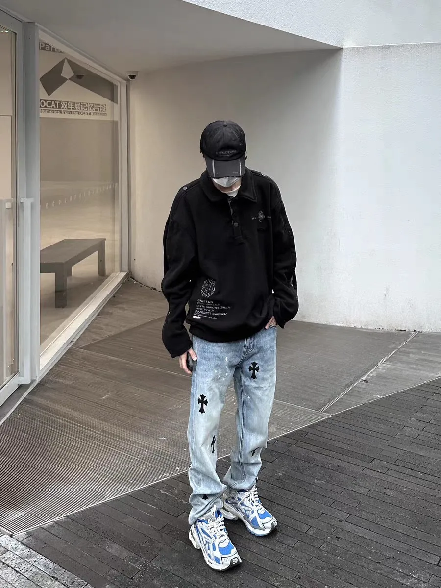 P160 High Street Chrome Hearts CH Chrome Hearts Printed Logo Jeans Wide Leg Pants A high version of a logo jeans. Each logo position of the entire pair of pants has been carefully considered and the logo is printed. The blue color is taken away from the ink splashing process, which is unique. The fabric has been washed several times and is soft and comfortable. It is produced by a large factory and has fine workmanship. The upper body is super beautiful. A must-have jeans for all seasons. Can match couples Color: blue Size: M~XXL
